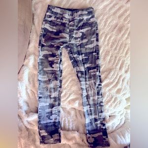Lucky brand, boys camo pants